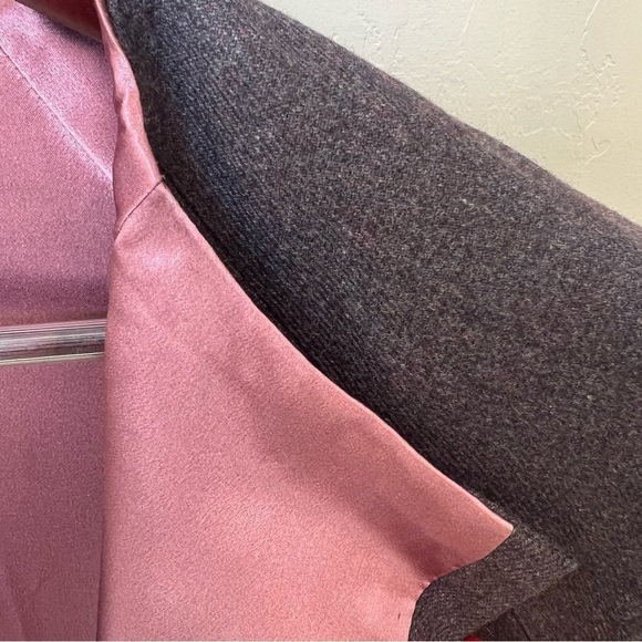 Opera Coat 1960s Wool custom Cape/overcoat,purple  contrast satin purple lining - Picture 5 of 11